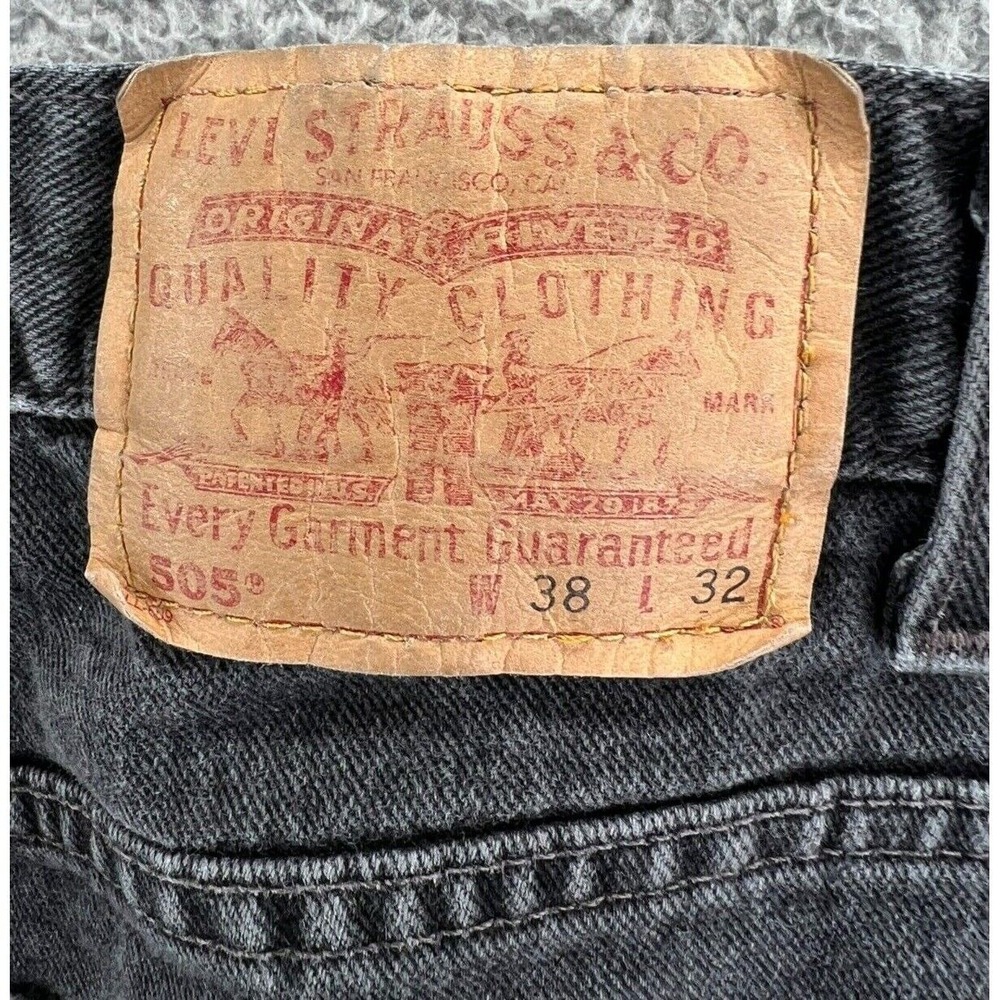 Vintage LEVI'S Jeans 505 Men's 38x32 (35x30.5) Black Regular Straight Leg Y2K